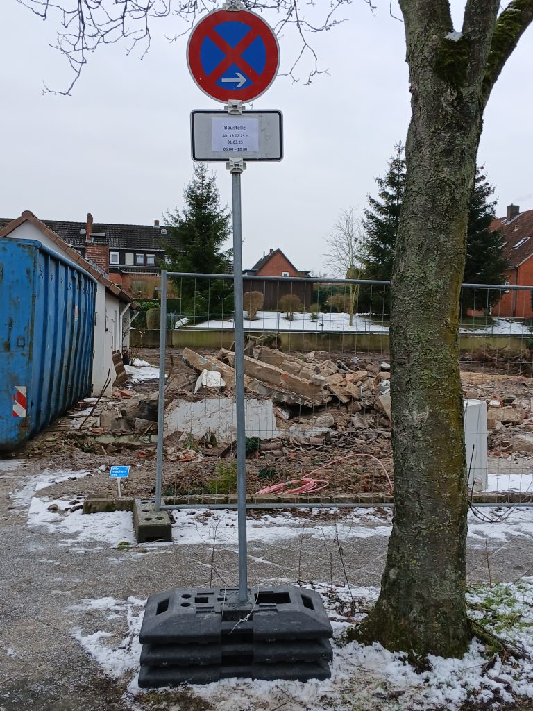 Ein Halteverbot für eine Baustelle, eingerichtet von Halteverbot Lüneburg