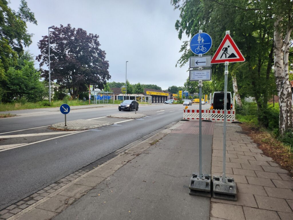 Fußgängerumleitung aufgrund einer Baustelle